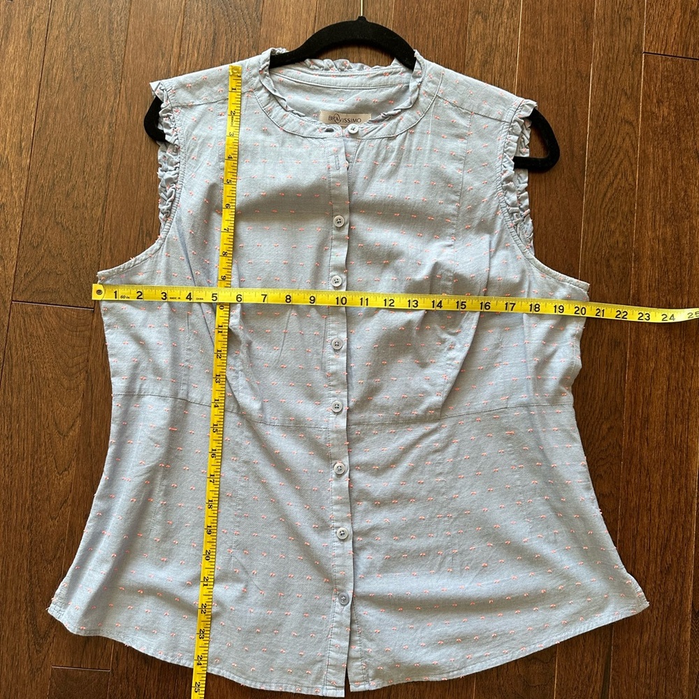 Light Blue Sleeveless Button-Front Blouse